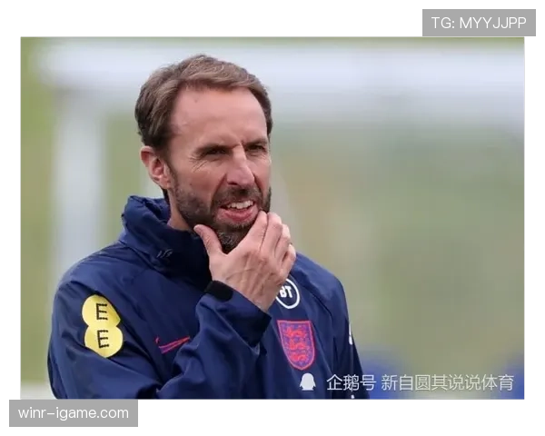 恰尔汗奥卢位置解析：中场核心如何重塑球队战术体系