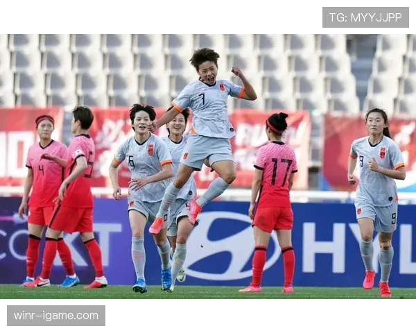 女足欧冠黑马球队强势崛起，挑战传统豪强上演精彩对决