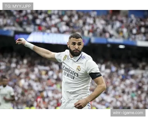 本泽马青训至欧冠传奇的三阶段进化解析 本泽马青训至欧冠传奇的三阶段进化解析